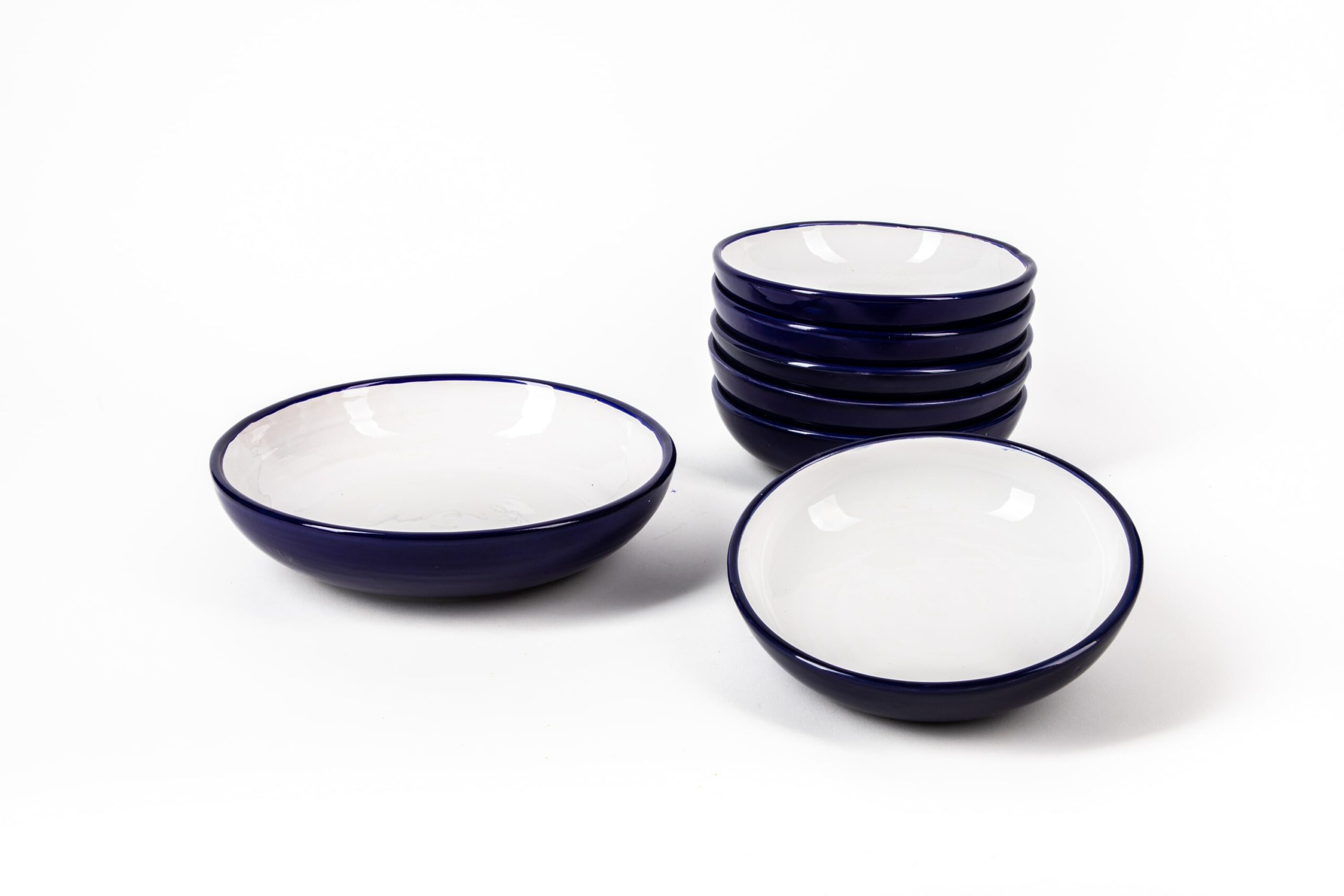 Ensemble de bols bleus et blancs