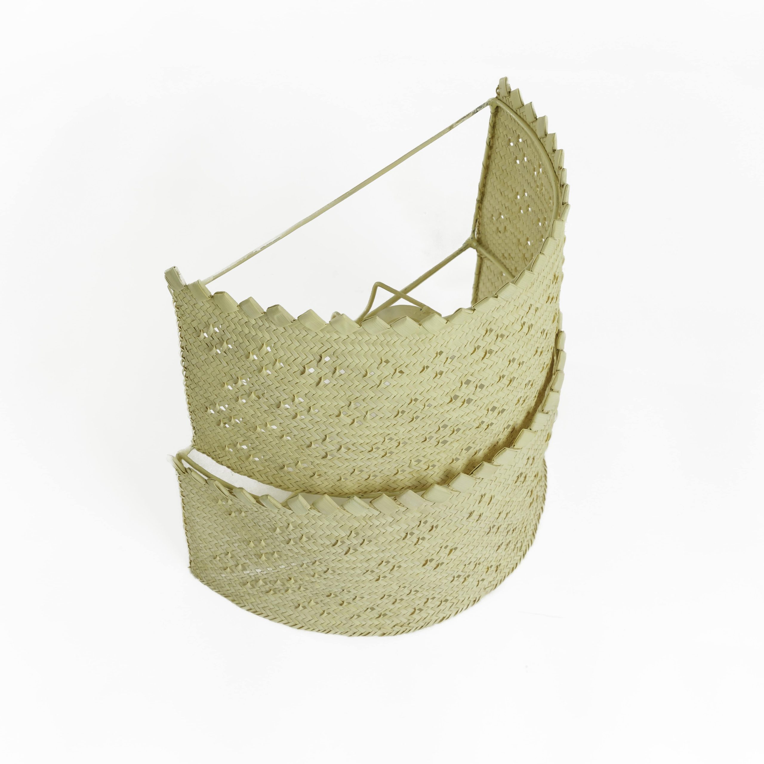 Porte-revues mural en paille tressée